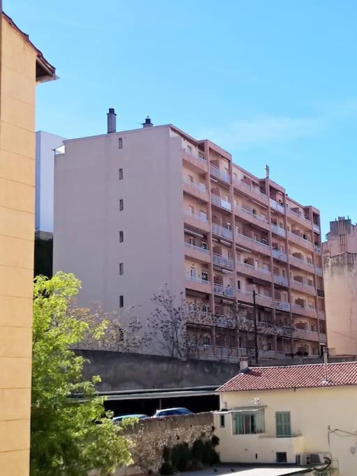 Charmant T3 Coeur De Saint Victor Marseille Extérieur photo
